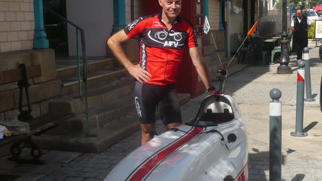 Denis bodennec et son velomobile